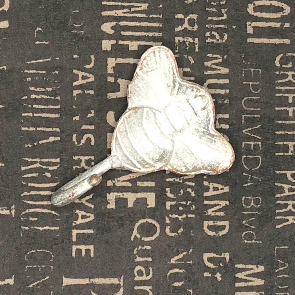 Gold White Bumblebee Hook
